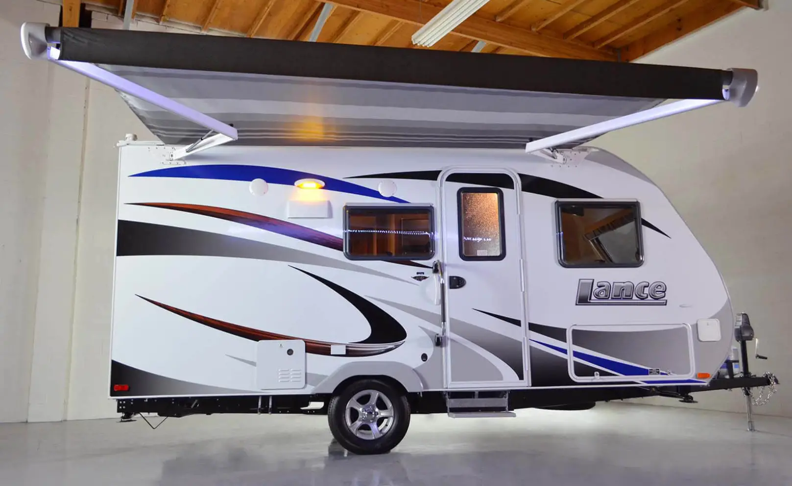 best small travel trailers with toilet