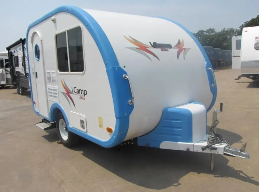 a frame travel trailer with bathroom